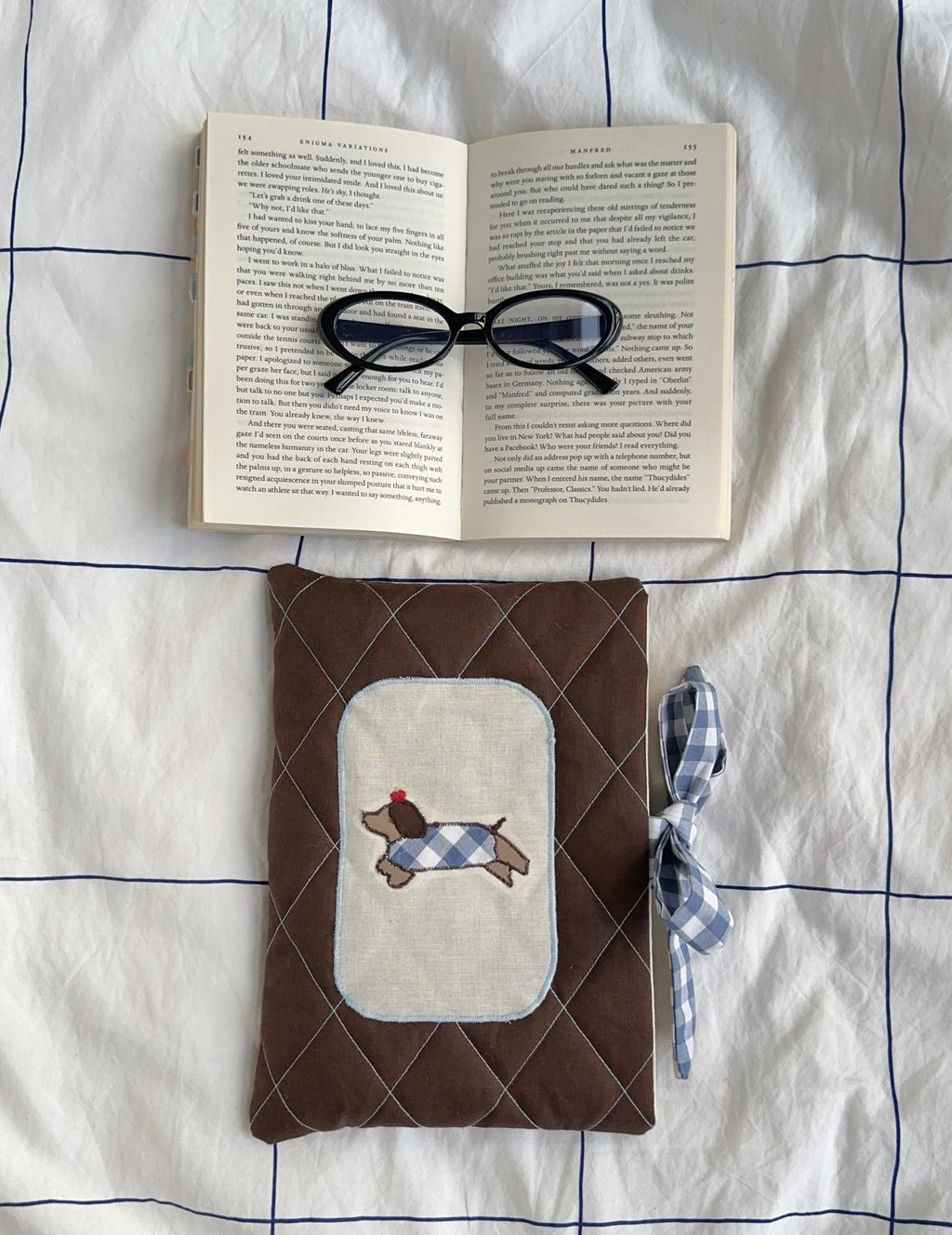 Dachshund Book Sleeve