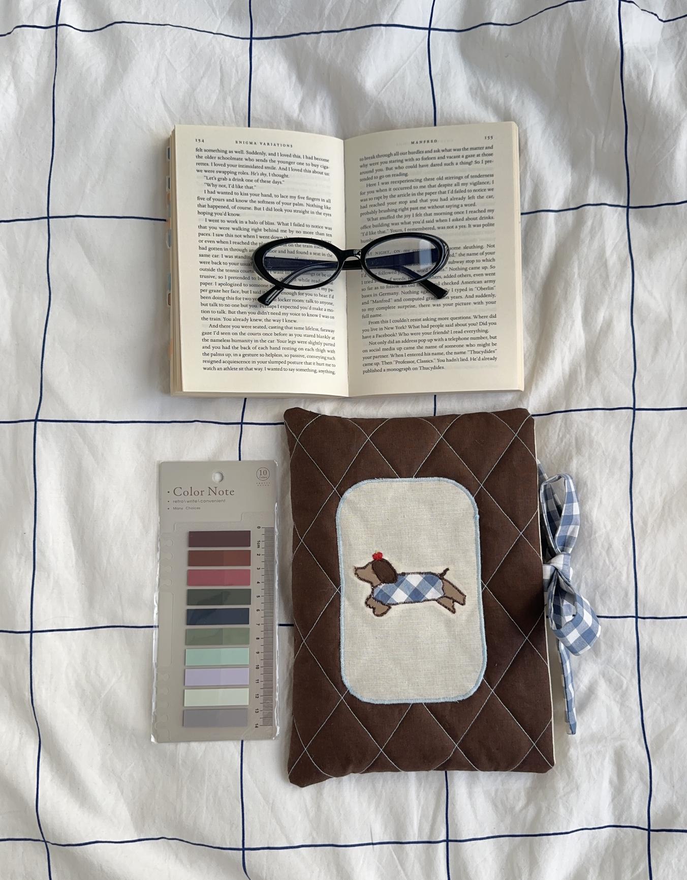 Dachshund Book Sleeve