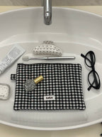 Black&White Flat Pouch